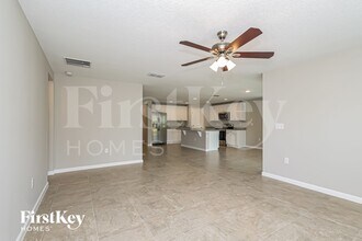 215 Southern Breeze Lp in Winter Haven, FL - Building Photo - Building Photo