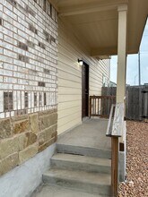 9204 Canyon Bnd in Converse, TX - Building Photo - Building Photo