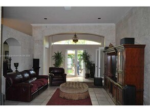 3985 SW 152nd Ave in Miramar, FL - Building Photo - Building Photo