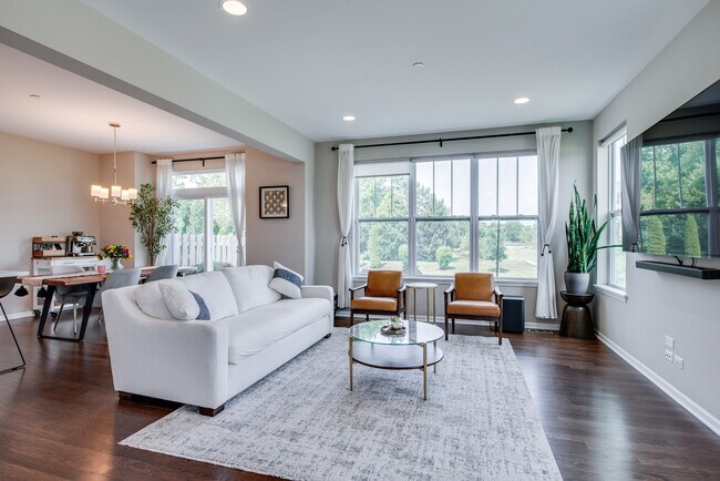 3S480 Lambe Ln in Naperville, IL - Building Photo - Building Photo