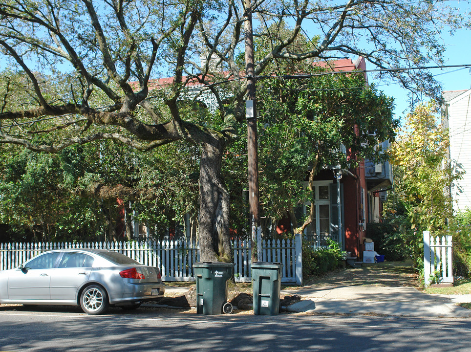 2317 Magazine St in New Orleans, LA - Building Photo