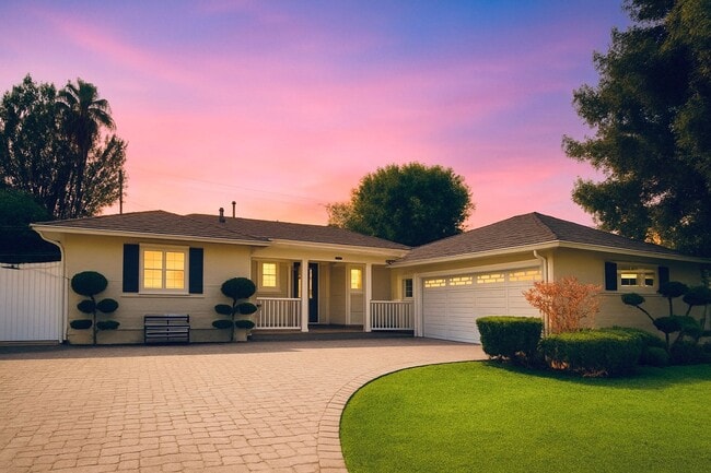 property at 2616 Balfour Ave