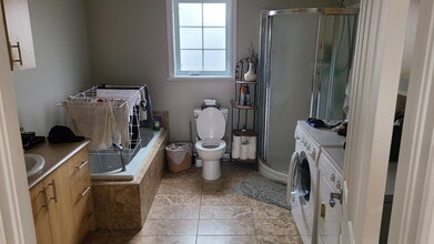 97 Saint-Victor Rue in Québec, QC - Building Photo - Building Photo