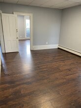 233 Washington St, Unit FIRST FLOOR in East Stroudsburg, PA - Building Photo - Building Photo