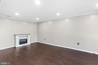 1543 Marlborough Ct in Crofton, MD - Building Photo - Building Photo