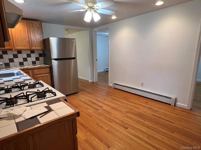 63 Hudson St in Chester, NY - Building Photo - Building Photo