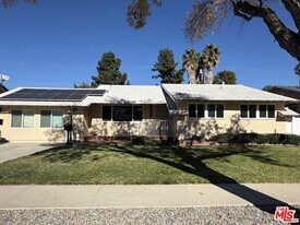 22341 Burton St in Los Angeles, CA - Building Photo