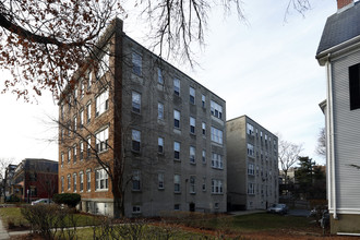 37-41 Wendell St in Cambridge, MA - Foto de edificio - Building Photo