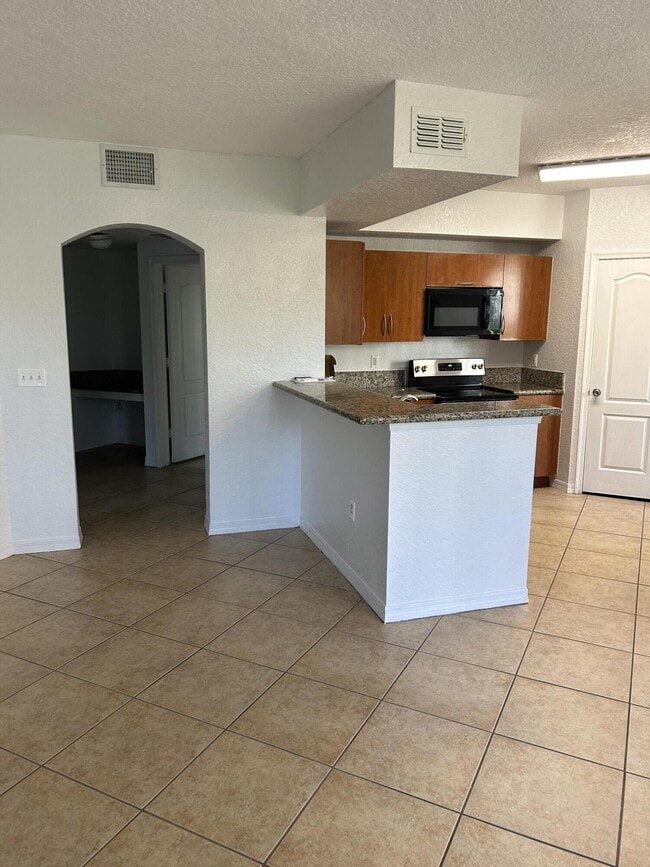 130 SW Peacock Blvd in Port St. Lucie, FL - Building Photo - Building Photo