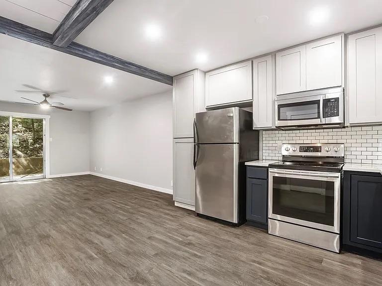5330 Balcones Dr in Austin, TX - Building Photo