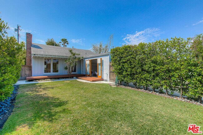 property at 12832 Greene Ave