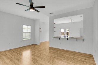 297 Ivey St in Richmond Hill, GA - Building Photo - Building Photo