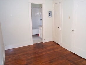 351 Hermosa Ave, Unit duplex in Long Beach, CA - Building Photo - Building Photo
