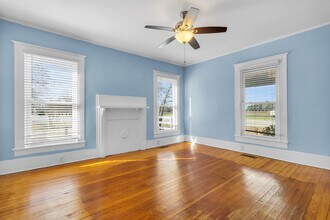 801 NC-33 in Chocowinity, NC - Building Photo - Building Photo