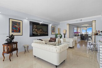 17555 Collins Ave in Sunny Isles Beach, FL - Building Photo - Building Photo