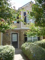 1962 Grove Way in Hampton, GA - Building Photo