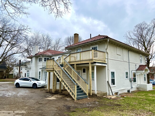 105 Medina St, Unit UP in Lodi, OH - Building Photo - Building Photo