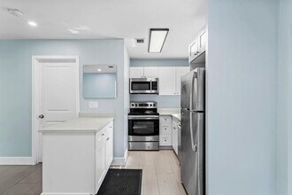 1211 NE 2nd Ave in Fort Lauderdale, FL - Building Photo - Building Photo