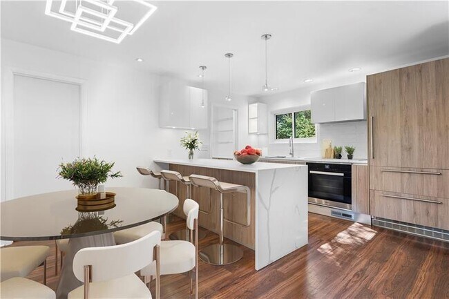 5 Krog St NE in Atlanta, GA - Building Photo - Building Photo