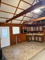 729 Powell Ave, Unit D in Morgantown, WV - Building Photo