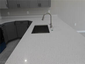 937 Graystone Ave in Lehigh Acres, FL - Building Photo - Building Photo