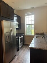 1017 Keenan Ct, Unit 21B in South Bend, IN - Building Photo - Building Photo