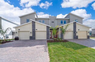 8875 Cabot Cliffs Dr in Davenport, FL - Building Photo
