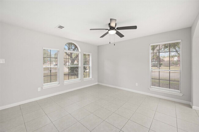 7003 Apple Oak Ct in Richmond, TX - Foto de edificio - Building Photo