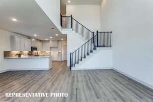 8840 Magnet Dr in Frisco, TX - Building Photo