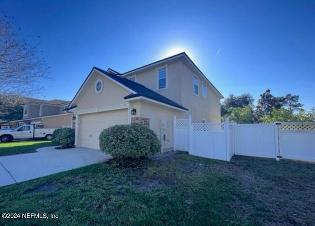 12240 Bittercreek Ln in Jacksonville, FL - Foto de edificio - Building Photo