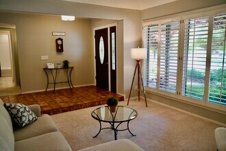 836 E Serena Ave in Fresno, CA - Building Photo - Building Photo