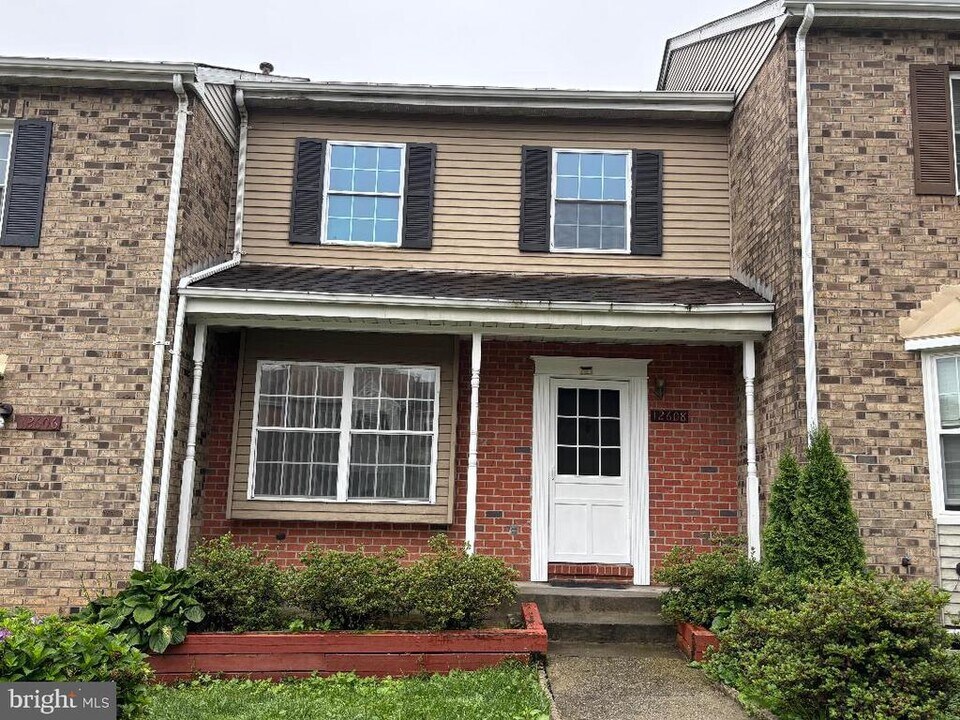 12608 Black Saddle Ln in Germantown, MD - Building Photo