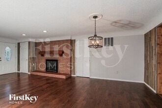 1244 Day Cir E in Milford, OH - Building Photo - Building Photo