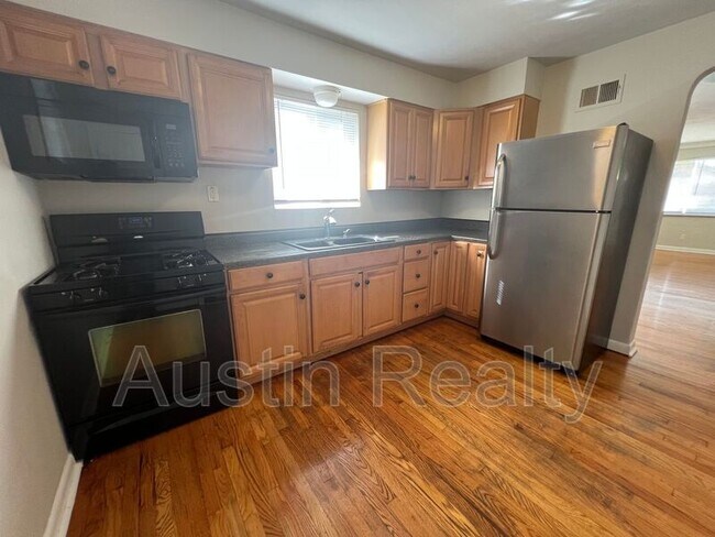 4436 Picajune Ave in Berkeley, MO - Building Photo - Building Photo