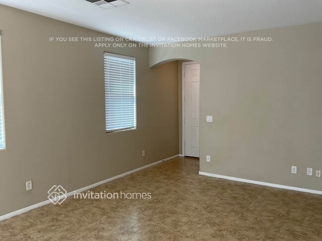 9990 El Corriente St in Las Vegas, NV - Building Photo - Building Photo