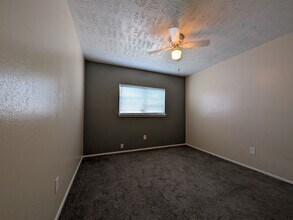 10607 Staghill Dr in Houston, TX - Building Photo - Building Photo