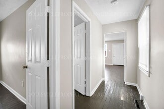 2322 Griffiths Ave in Louisville, KY - Building Photo - Building Photo