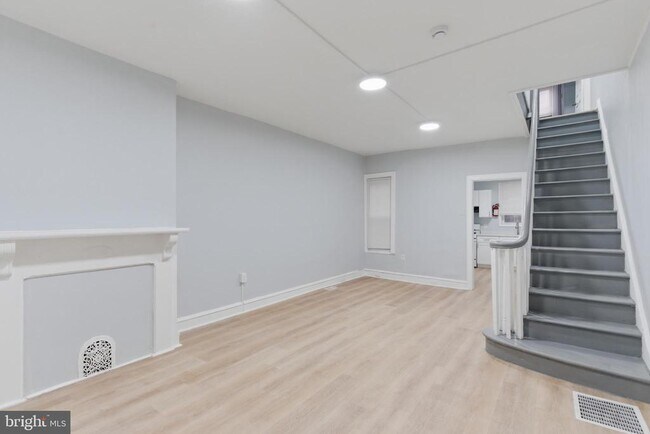 4414 N Gratz St in Philadelphia, PA - Building Photo - Building Photo