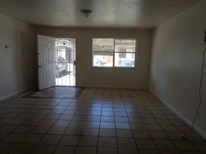 1115 Holly Ave in Olivehurst, CA - Building Photo - Building Photo