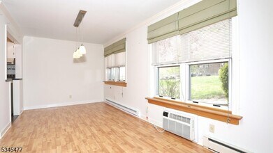 100 Pierson Miller Dr in Pompton Lakes, NJ - Building Photo - Building Photo