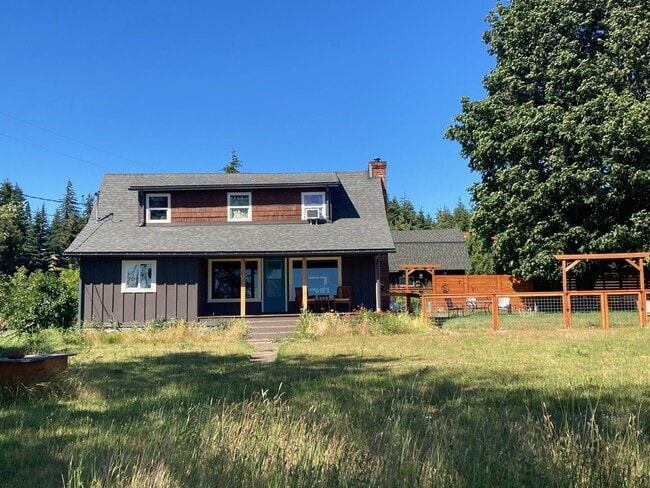 property at 9 Spencer Hill Rd