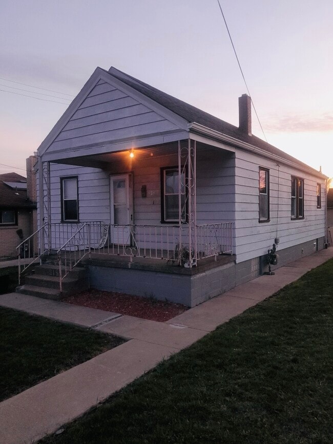 919 School St in Clairton, PA - Building Photo - Building Photo