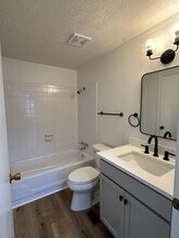 1307 Willow Rd in Greensboro, NC - Building Photo - Building Photo