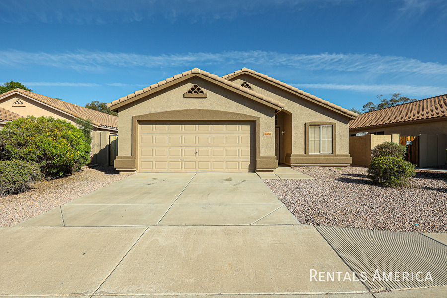 6958 W Juniper Ave in Peoria, AZ - Building Photo