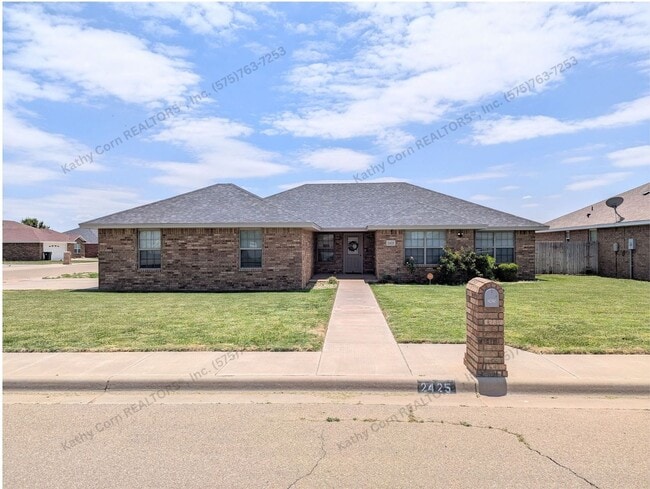 2425 Flagstone Dr