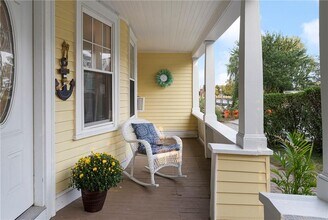 7 Remington St-Unit -1st floor in Warwick, RI - Building Photo - Building Photo
