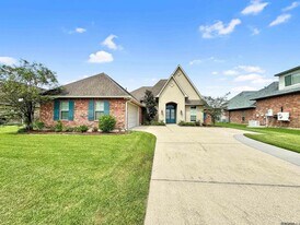 20357 Chaumont Ave in Baton Rouge, LA - Building Photo