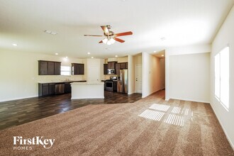 325 Jarama Cir in St. Augustine, FL - Building Photo - Building Photo