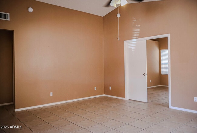 3052 E Siesta Ln in Phoenix, AZ - Building Photo - Building Photo