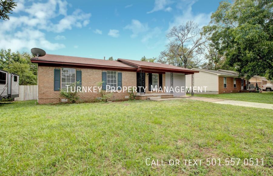 6 Parkridge Dr in Sherwood, AR - Building Photo